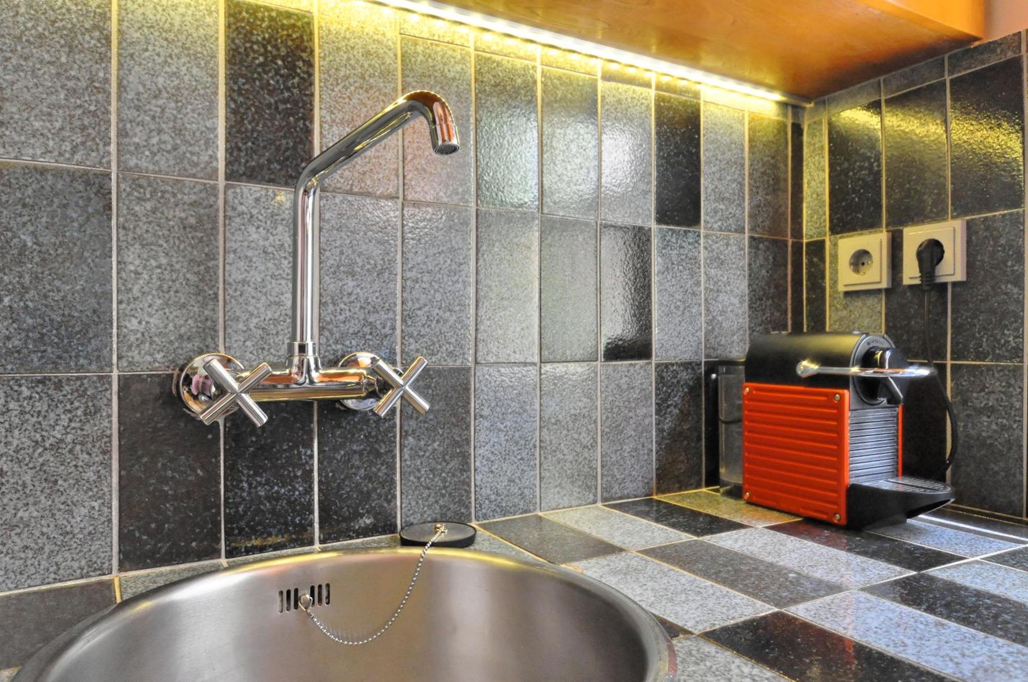 Hidesign Athens Tube Luxury Apt In Kolonaki Eksteriør billede